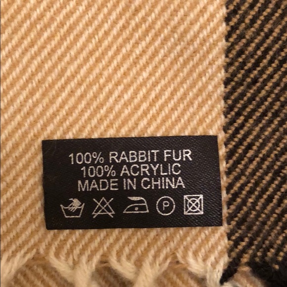 Large plaid wrap or scarf with rabbit fur pom poms - Picture 7 of 7